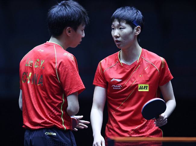 球迷呼吁的 球迷呼吁的